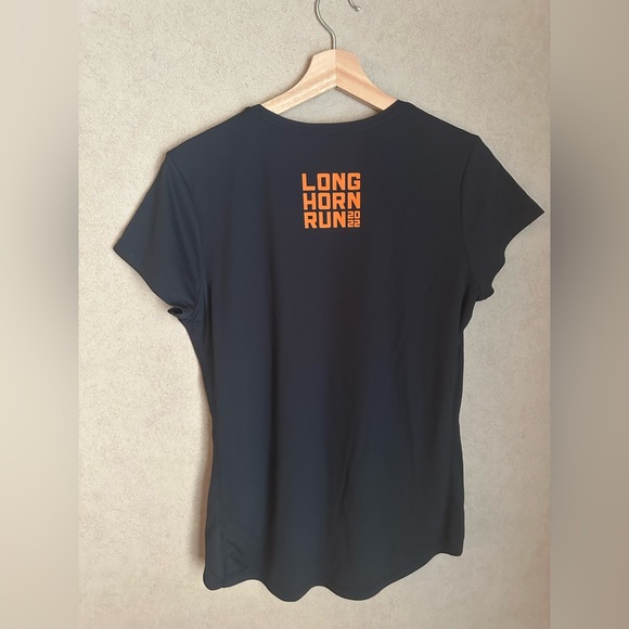 COPY - Women’s Nike Longhorn Run 2022 Dry Fit Shirt Size Large - Picture 2 of 3